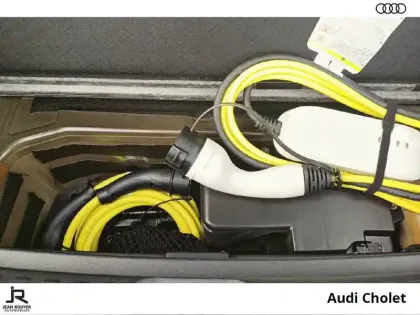 Photo 10 Audi Q4  e-tron 45 285 ch 82 kWh