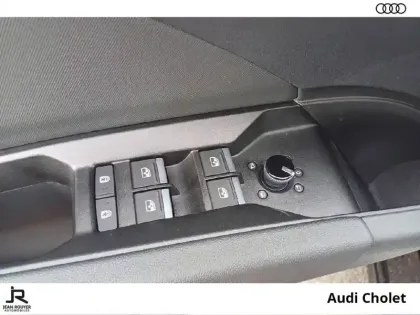 Photo 15 Audi Q4  e-tron 45 285 ch 82 kWh