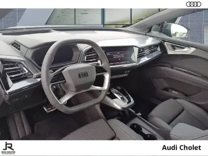 Photo 13 Audi Q4  e-tron 45 285 ch 82 kWh