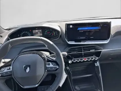 Photo 7 Peugeot 2008  Electrique 54 kWh 156 ch