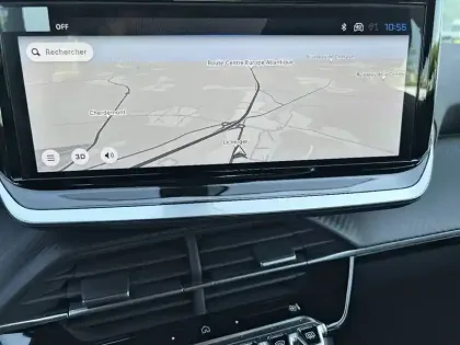 Photo 34 Peugeot 2008  Electrique 54 kWh 156 ch