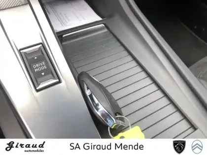 Photo 14 Peugeot 308  PureTech 130ch S&S EAT8