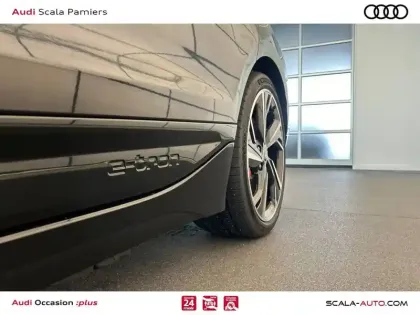 Photo 39 Audi A6 S6 e-tron Avant 503 ch 100 kWh Quattro