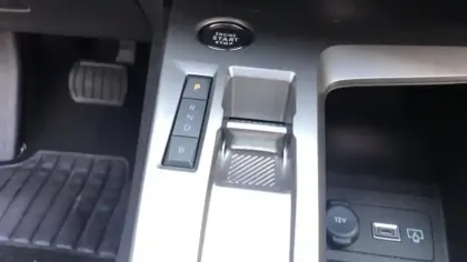 Photo 16 Peugeot 308  PHEV 180 e-EAT8 Allure Pack