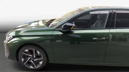 Photo 4 Peugeot 308  PHEV 180 e-EAT8 Allure Pack