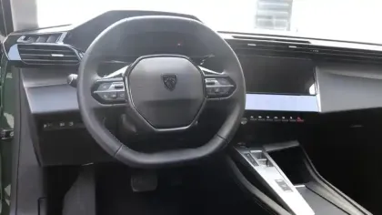 Photo 9 Peugeot 308  PHEV 180 e-EAT8 Allure Pack