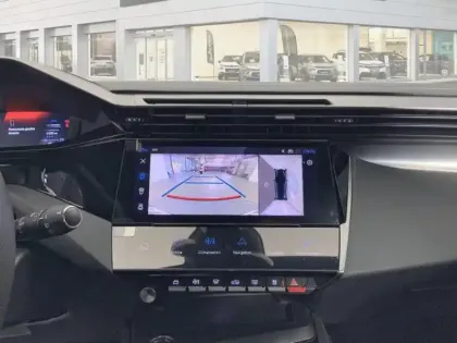 Photo 25 Peugeot 308  PHEV 180 e-EAT8 GT