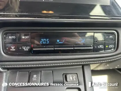 Photo 14 Toyota Auris  Hybride 136h Collection