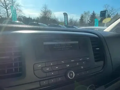 Photo 12 Citroën Jumpy  Fg M 1.5 BlueHDi 120ch S&S Club