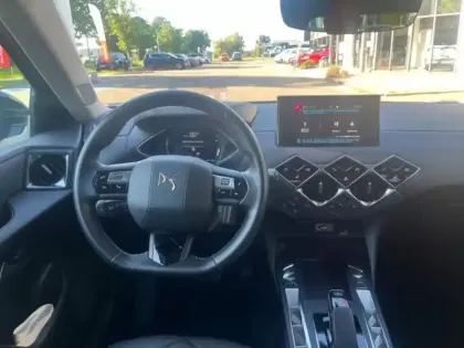 Photo 8 DS DS 3  Crossback E-Tense Toit de Paris