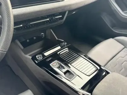 Photo 27 Audi A6  Avant e-tron e-tron performance 367ch S Line