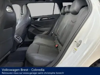 Photo 25 Volkswagen Passat  SW 1.5 eHybrid 272ch R-Line DSG6