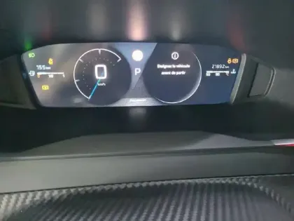 Photo 49 Peugeot 2008  Hybrid 145 e-DCS6