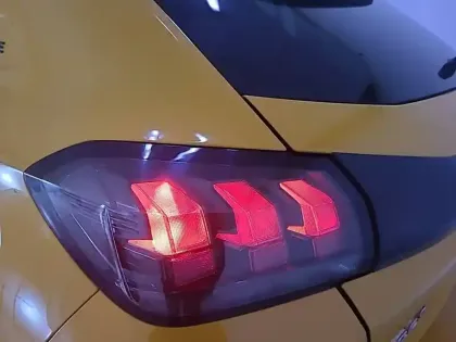 Photo 16 Peugeot 208 Gén. II Ph1 NG Style 5