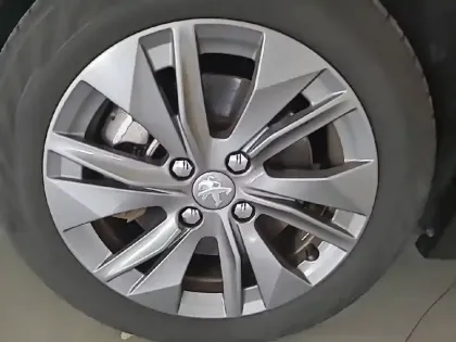 Photo 12 Peugeot 208 Gén. II Ph1 NG Style 5