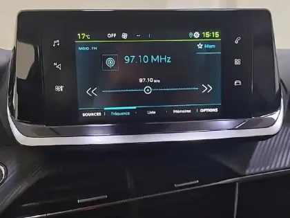 Photo 18 Peugeot 208 Gén. II Ph1 NG Style 5