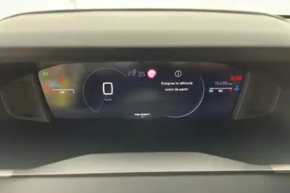 Photo 27 Peugeot 208  PureTech 100 S&S BVM6