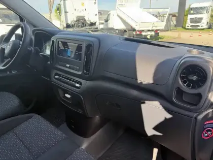 Photo 46 Mercedes Vito E FOURGON 60 KWH LONG FWD