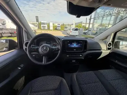 Photo 40 Mercedes Vito E FOURGON 60 KWH LONG FWD