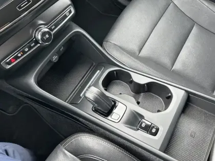 Photo 15 Volvo Xc40  T4 Recharge 129+82 ch DCT7