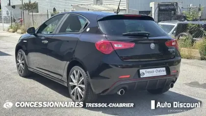 Photo 25 Alfa Romeo Giulietta  Série 2 2.0 JTDm 150 ch S&S Imola