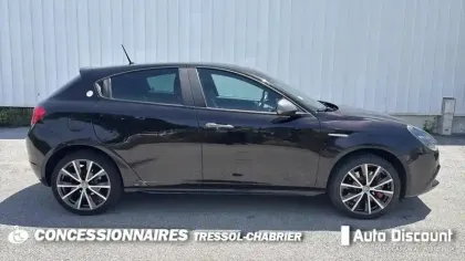 Photo 5 Alfa Romeo Giulietta  Série 2 2.0 JTDm 150 ch S&S Imola