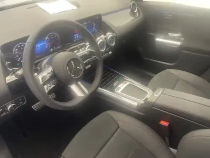 Photo 9 Mercedes GLA 200 d AMG Line