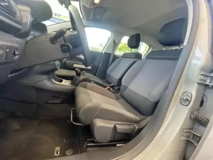 Photo 7 Citroën C3  1.2 PureTech 83ch S&S YOU!