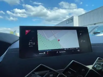 Photo 11 DS DS 3  Crossback PureTech 130ch Performance Line + Automatique 109g