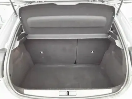 Photo 5 Peugeot 208  Hybrid 100 e-DCS6