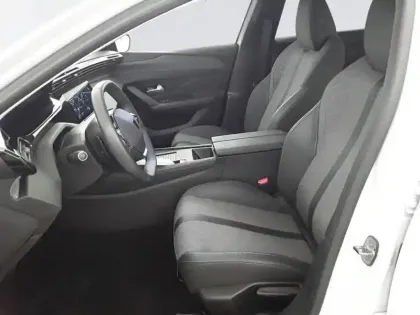 Photo 30 Peugeot 408  PHEV 180 e-EAT8