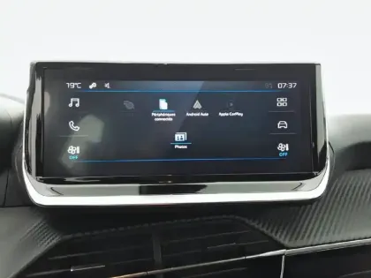 Photo 17 Peugeot 208  Hybrid 100 e-DCS6