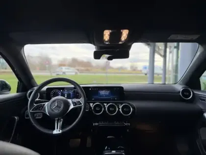 Photo 32 Mercedes Classe A 250 e Hybrid EQ 163+109ch Progressive Line 8G-DCT