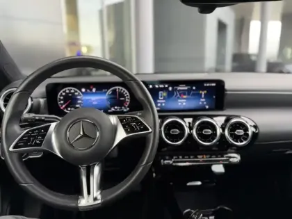 Photo 33 Mercedes Classe A 250 e Hybrid EQ 163+109ch Progressive Line 8G-DCT