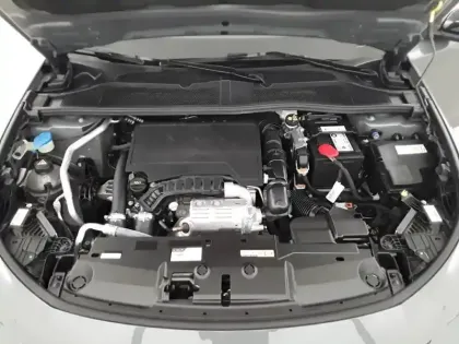 Photo 39 Peugeot 308  PureTech 130ch S&S BVM6