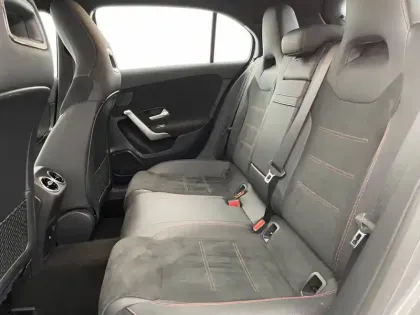 Photo 15 Mercedes Classe A  250 e Hybrid EQ 8G-DCT