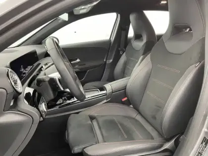 Photo 14 Mercedes Classe A  250 e Hybrid EQ 8G-DCT