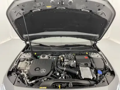 Photo 19 Mercedes Classe A  250 e Hybrid EQ 8G-DCT