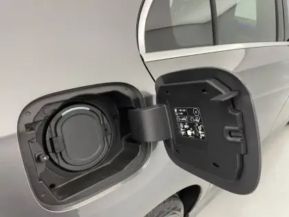 Photo 27 Mercedes Classe A  250 e Hybrid EQ 8G-DCT