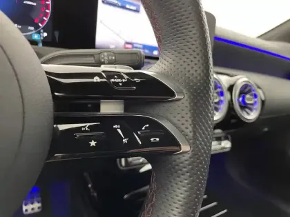 Photo 23 Mercedes Classe A  250 e Hybrid EQ 8G-DCT