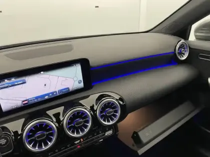 Photo 31 Mercedes Classe A  250 e Hybrid EQ 8G-DCT