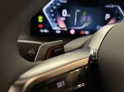 Photo 14 BMW I7  eDrive50 455ch M Sport