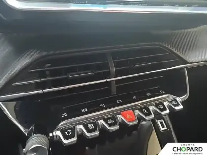 Photo 21 Peugeot 208  PureTech 100 S&S BVM6