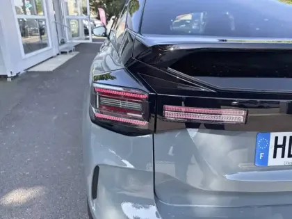 Photo 16 Citroën C4  Hybride 145 e-DCS6