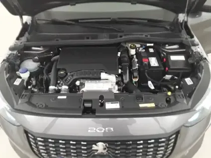 Photo 38 Peugeot 208  PureTech 100 S&S EAT8