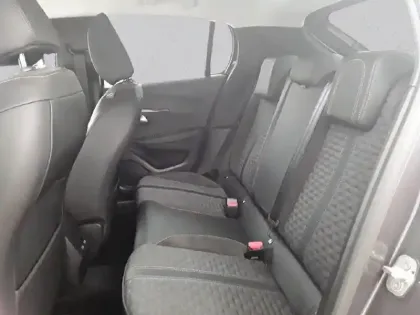 Photo 31 Peugeot 208  PureTech 100 S&S EAT8