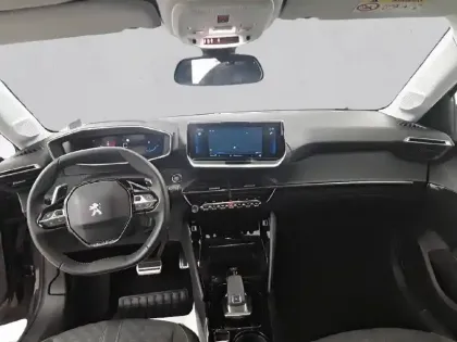 Photo 27 Peugeot 208  PureTech 100 S&S EAT8