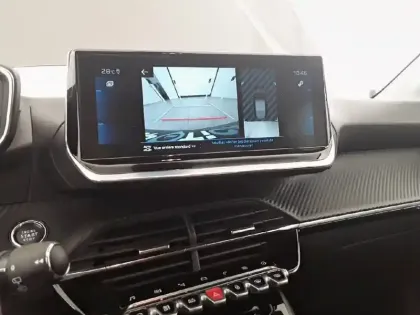 Photo 17 Peugeot 208 Gén. II Ph1 NG Roadtrip 5