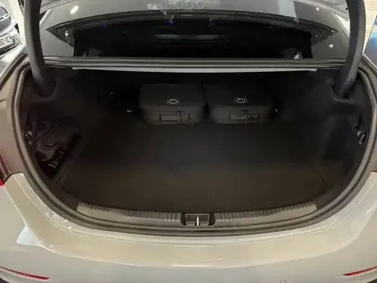 Photo 53 Mercedes Classe C  300 de 9G-Tronic 4Matic e-Hybrid EQ