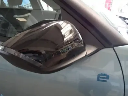 Photo 13 Citroën C4 e- 136 ch Automatique